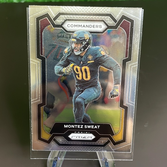 10. Panini Lot of 11 Cards Washington Commanders Football Trading Cards 🏈 - Picture 1 of 11